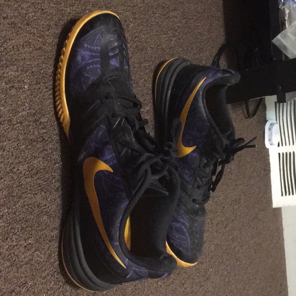 Kobe shoes main image 3